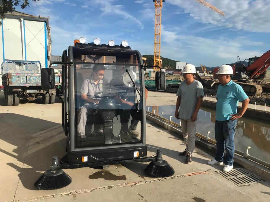 昭通龙泉市清扫车